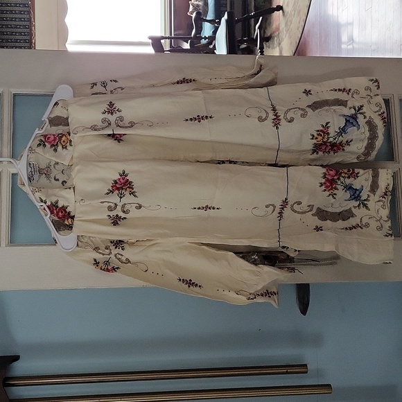 2 pieces of Vintage Boutique International by Blossom 100% cotton embroidered - Picture 3 of 3
